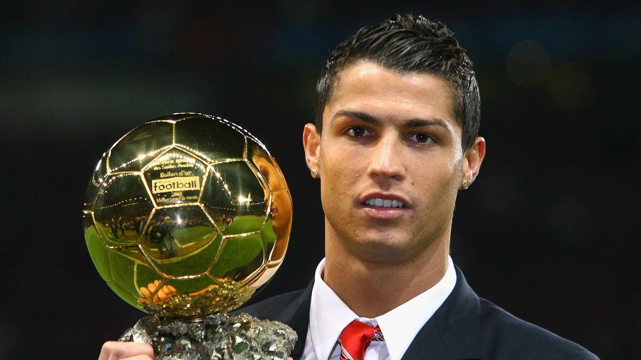 跨界竞技场,比利亚雷亚尔式坚韧与罗德里式接管—胜利哲学的多元诠释