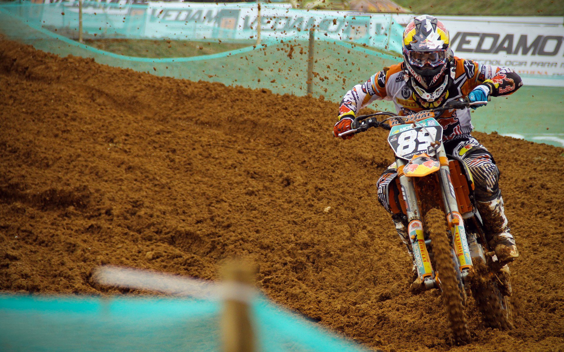 纳达尔，温网逆转铸就传奇，戴维斯杯扛起全队荣光